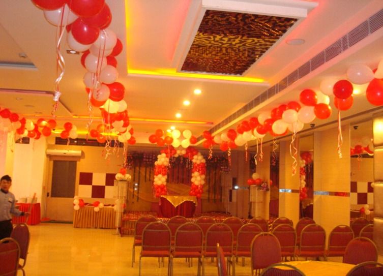 exclusive party packages of Shree Maakhan