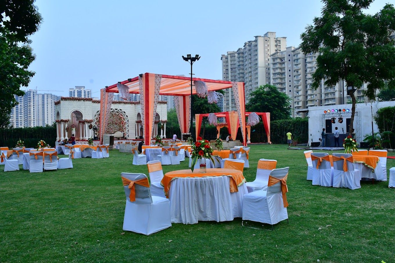 exclusive party packages of Signature Banquet & Party Lawn