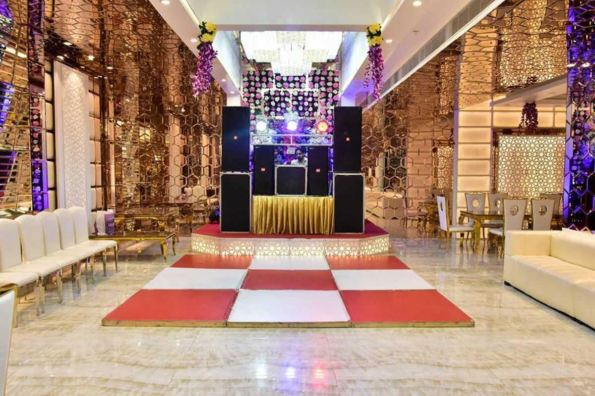 Interior Decor of Golden Dreams Banquet