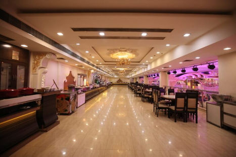 Interior Decor of The Carnival Pearl Grand