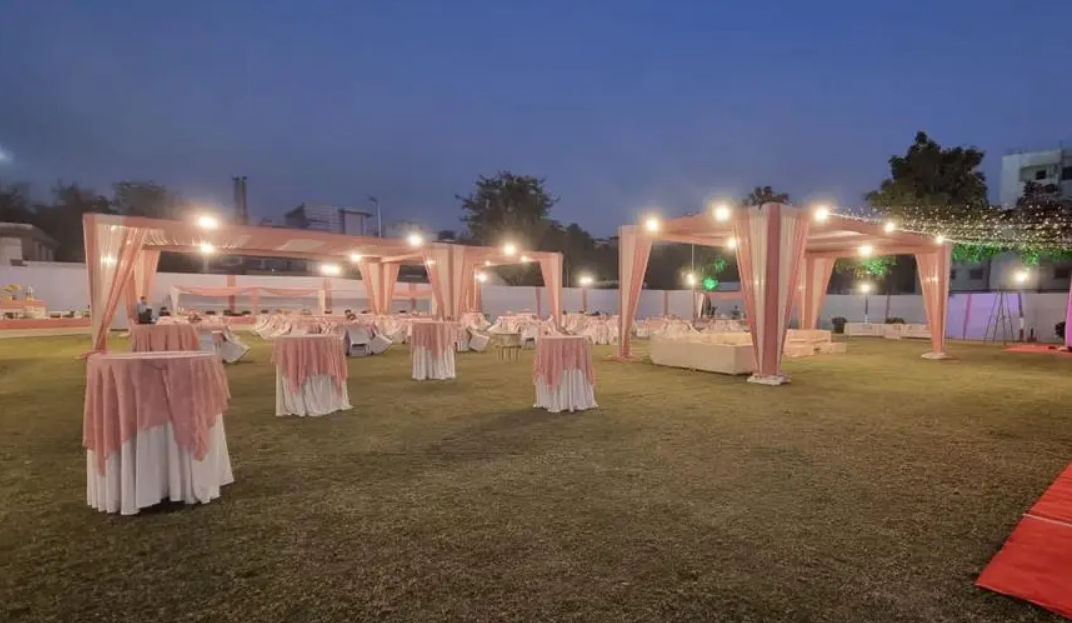 Interior Decor of The Sapphire Lawns