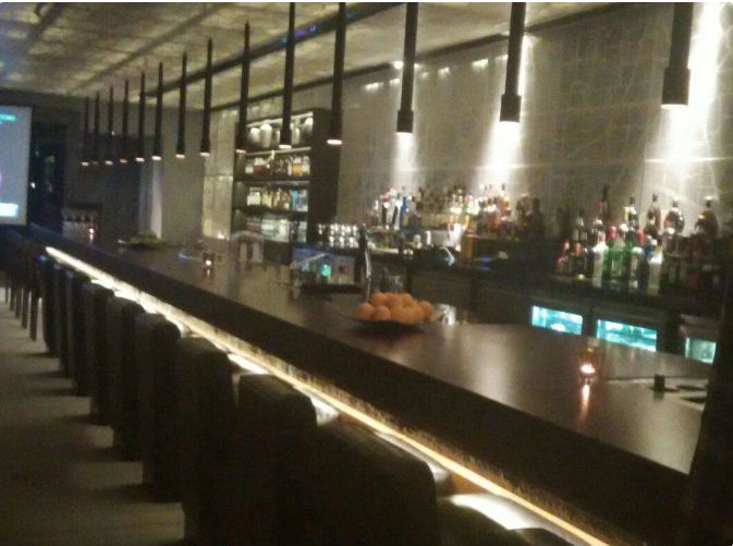 The Long Bar - Hyatt Regency