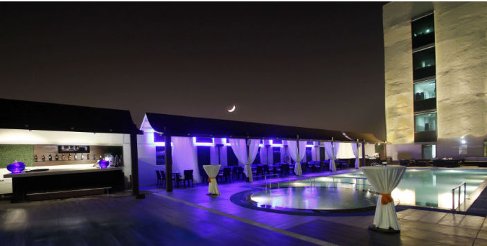 lust by the pool - radisson blu a perfect corporate party place