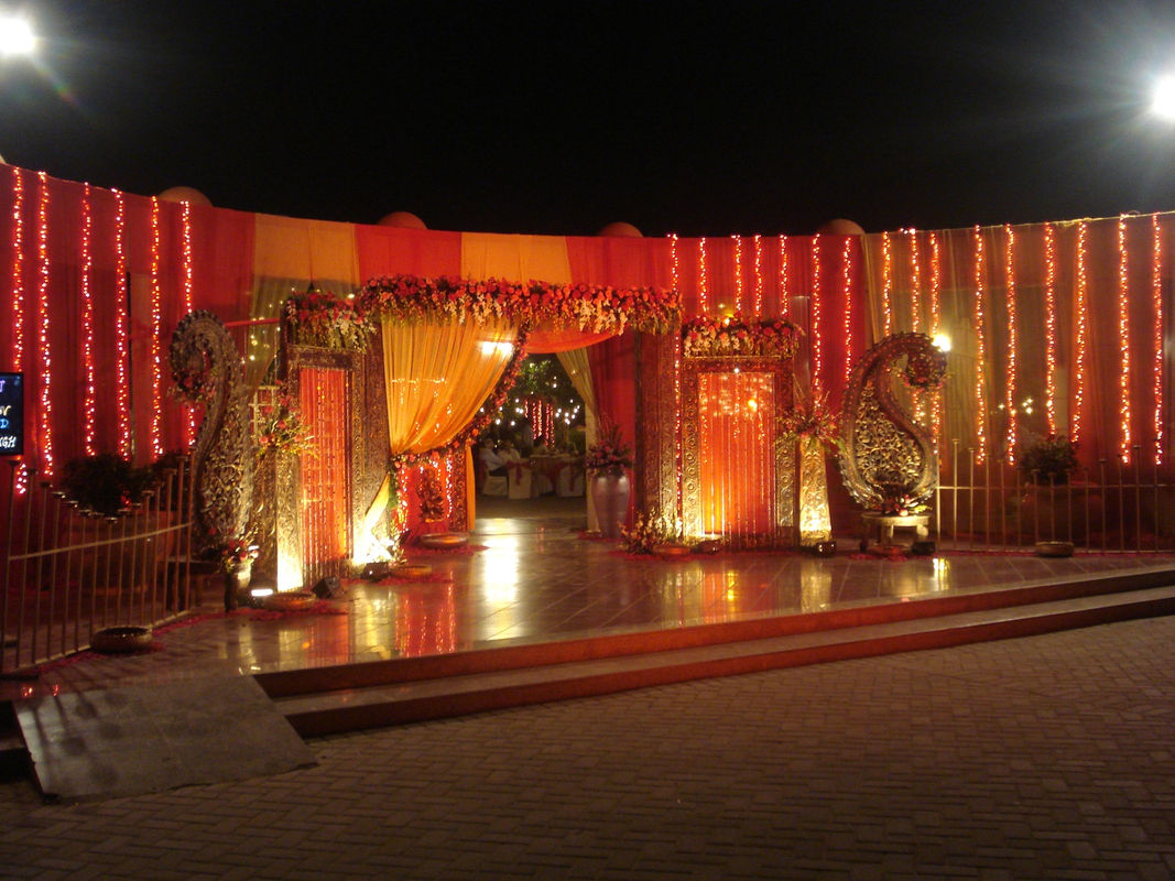 Outdoor Sitting Arrangement at Golden Green