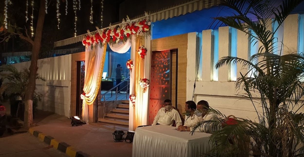 Outdoor Sitting Arrangement at Grande Imperial Banquets