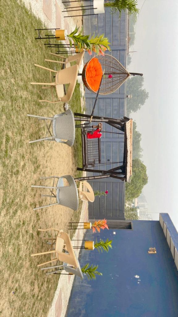 Outdoor Sitting Arrangement at Haven Green Farm