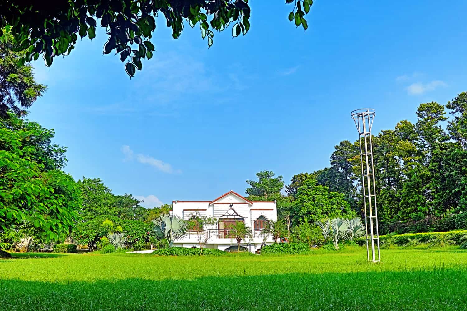 Outdoor Sitting Arrangement at North Farm 2500