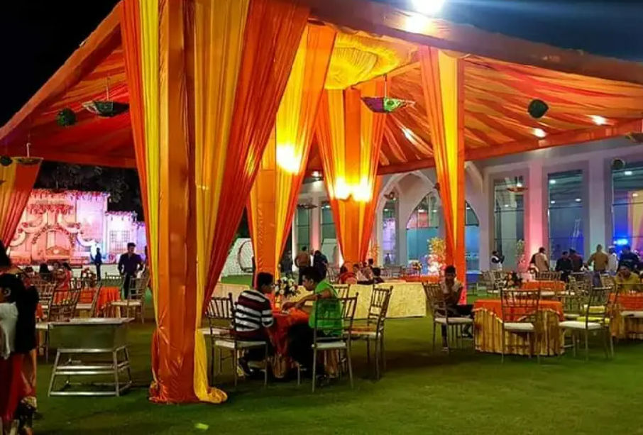 Outdoor Sitting Arrangement at Ocean Pearl Party Lawn