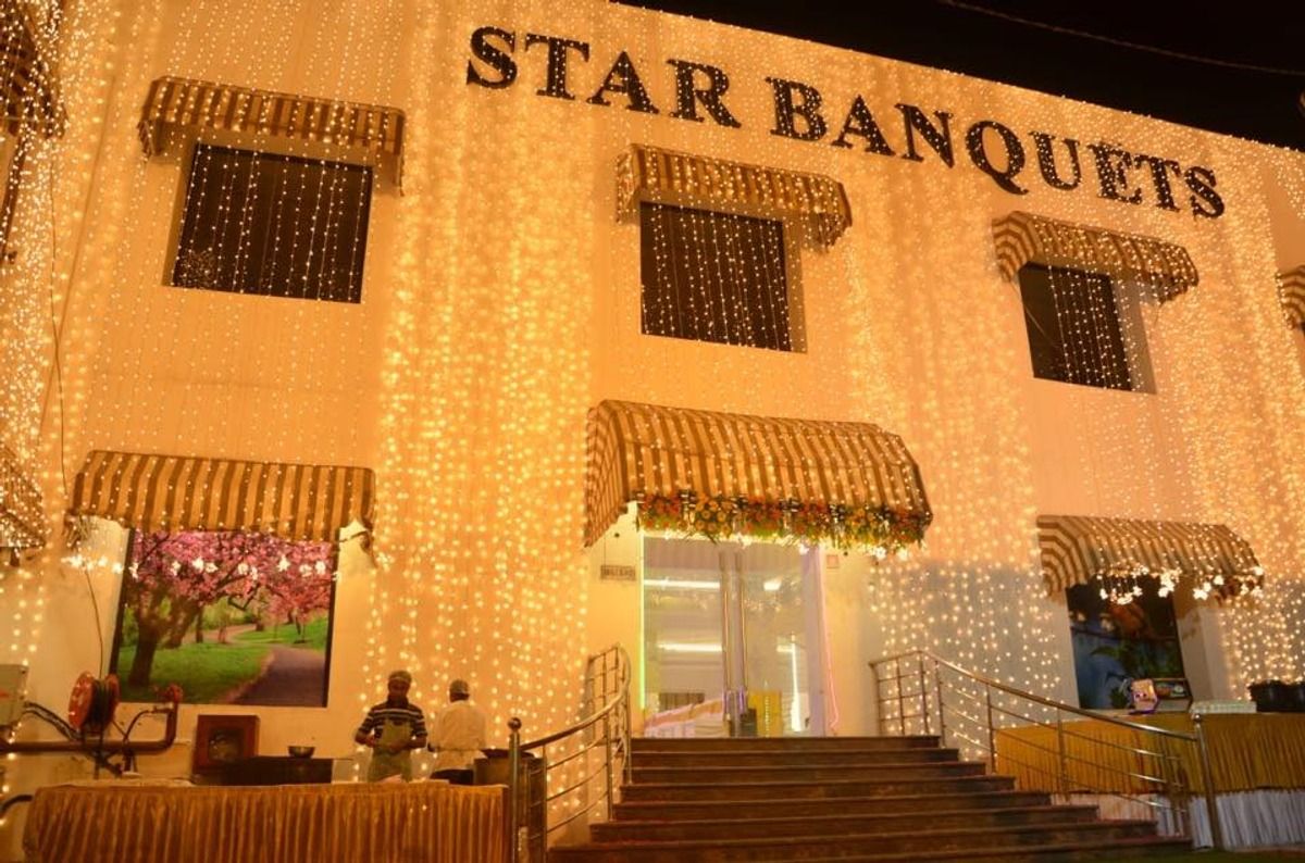 Outdoor Sitting Arrangement at Star Banquets