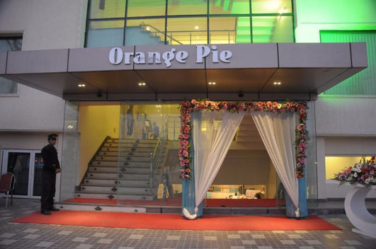 Parties Pictures of Hotel Orange Pie