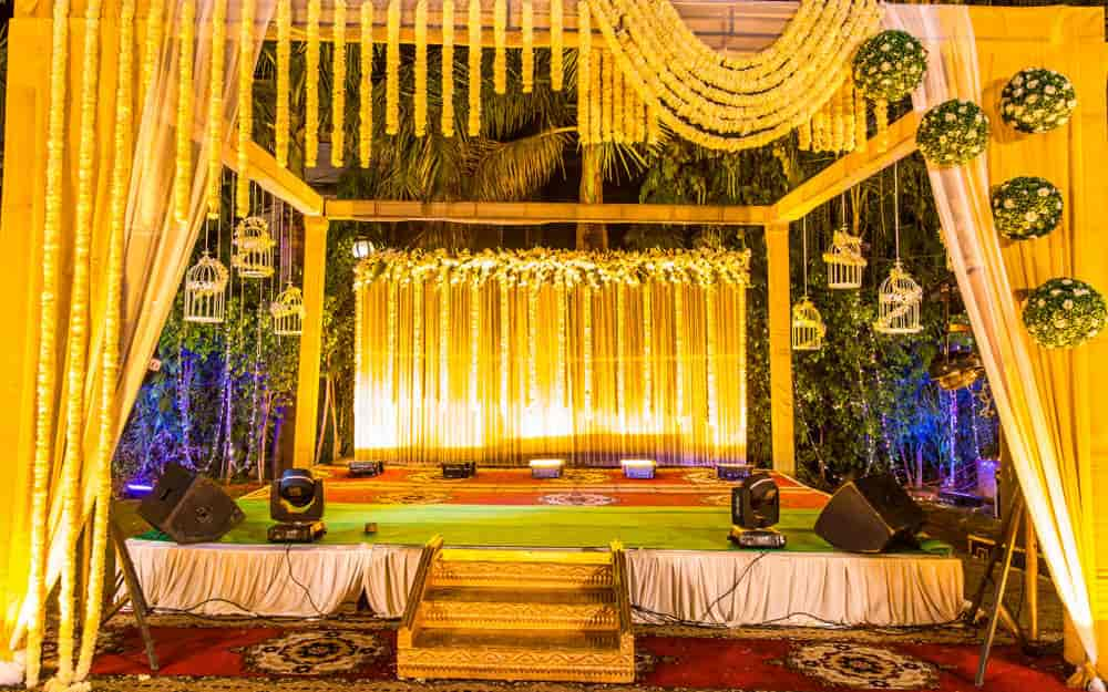 Parties Pictures of Khurana Tent Decorators and Caterers