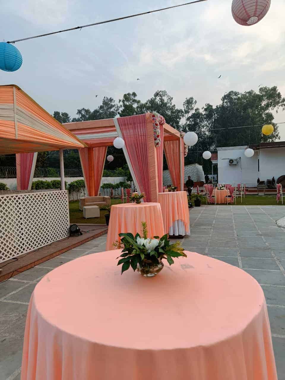 Reyansh Farms a perfect corporate party place