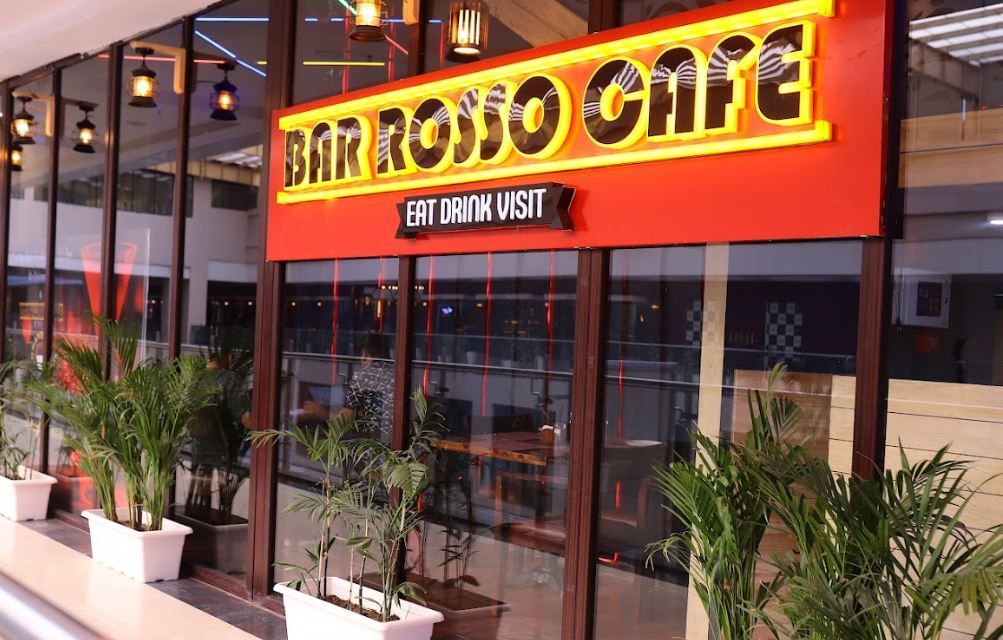 Rooftop Ambience Bar Rosso Cafe