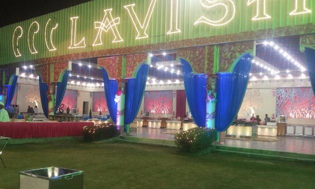 Lavish Party lawns