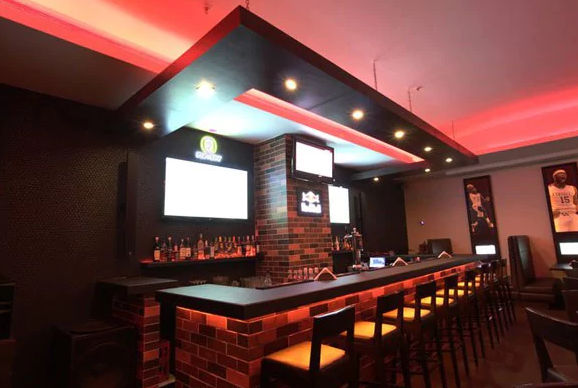 score sports bar a perfect corporate party place