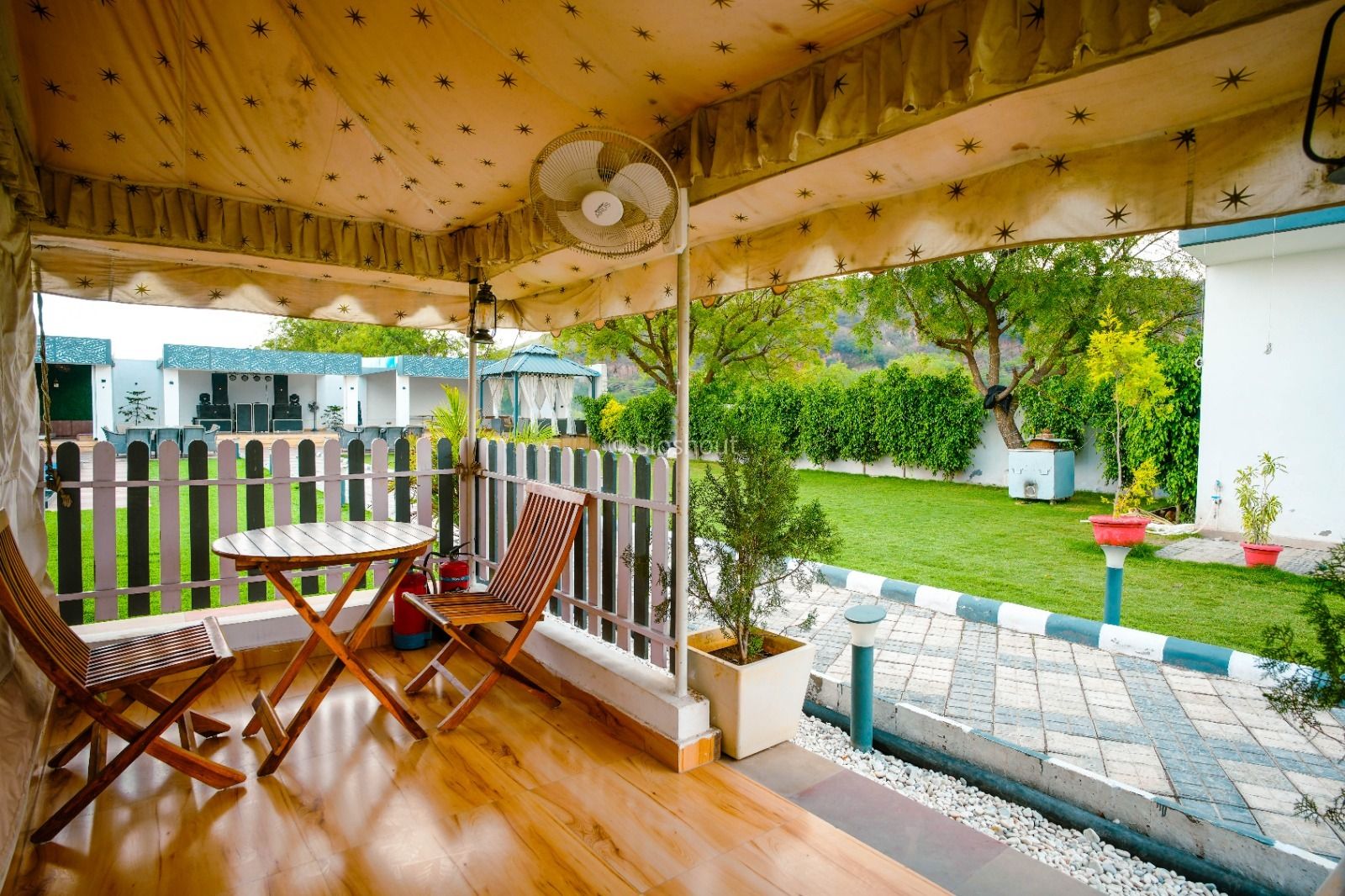 Seating Area of Farmhouse 808