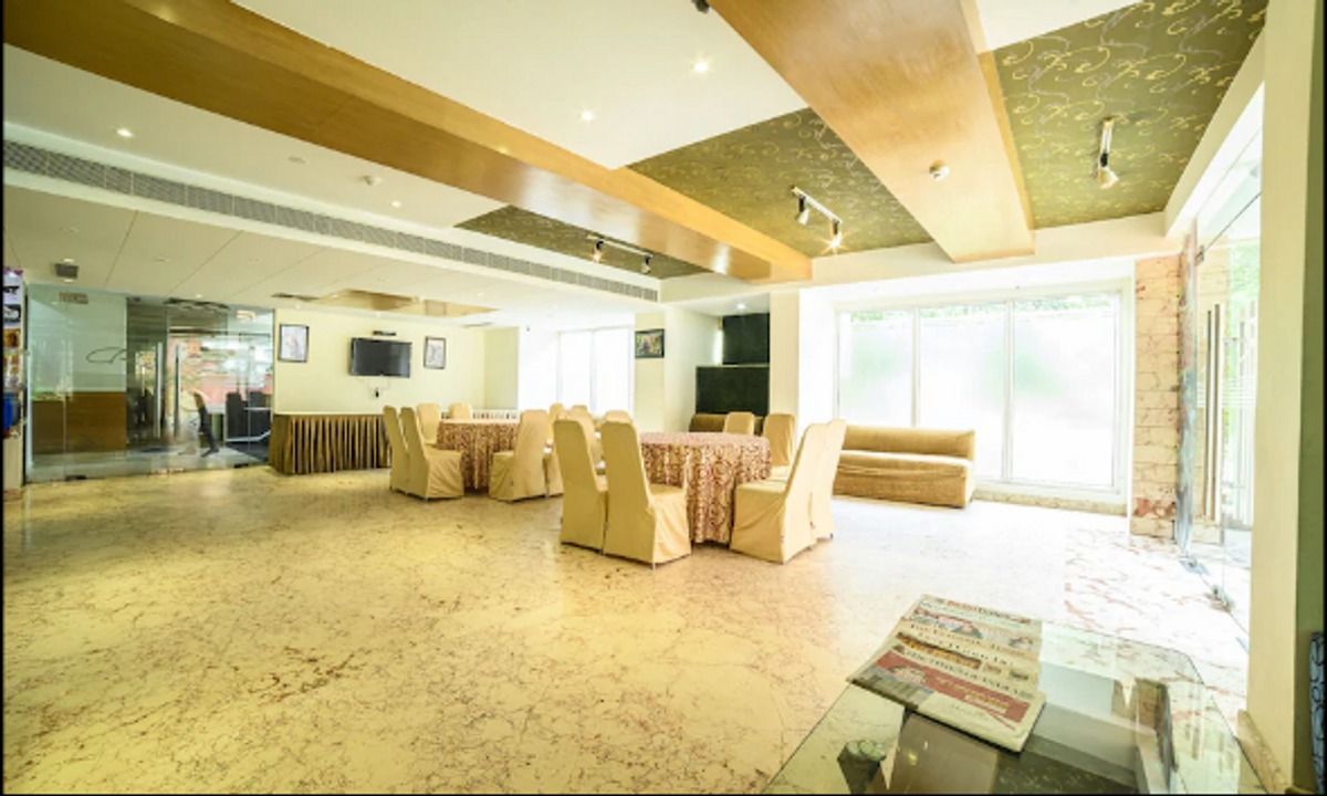 Seating Area of Hotel Anand Retreat