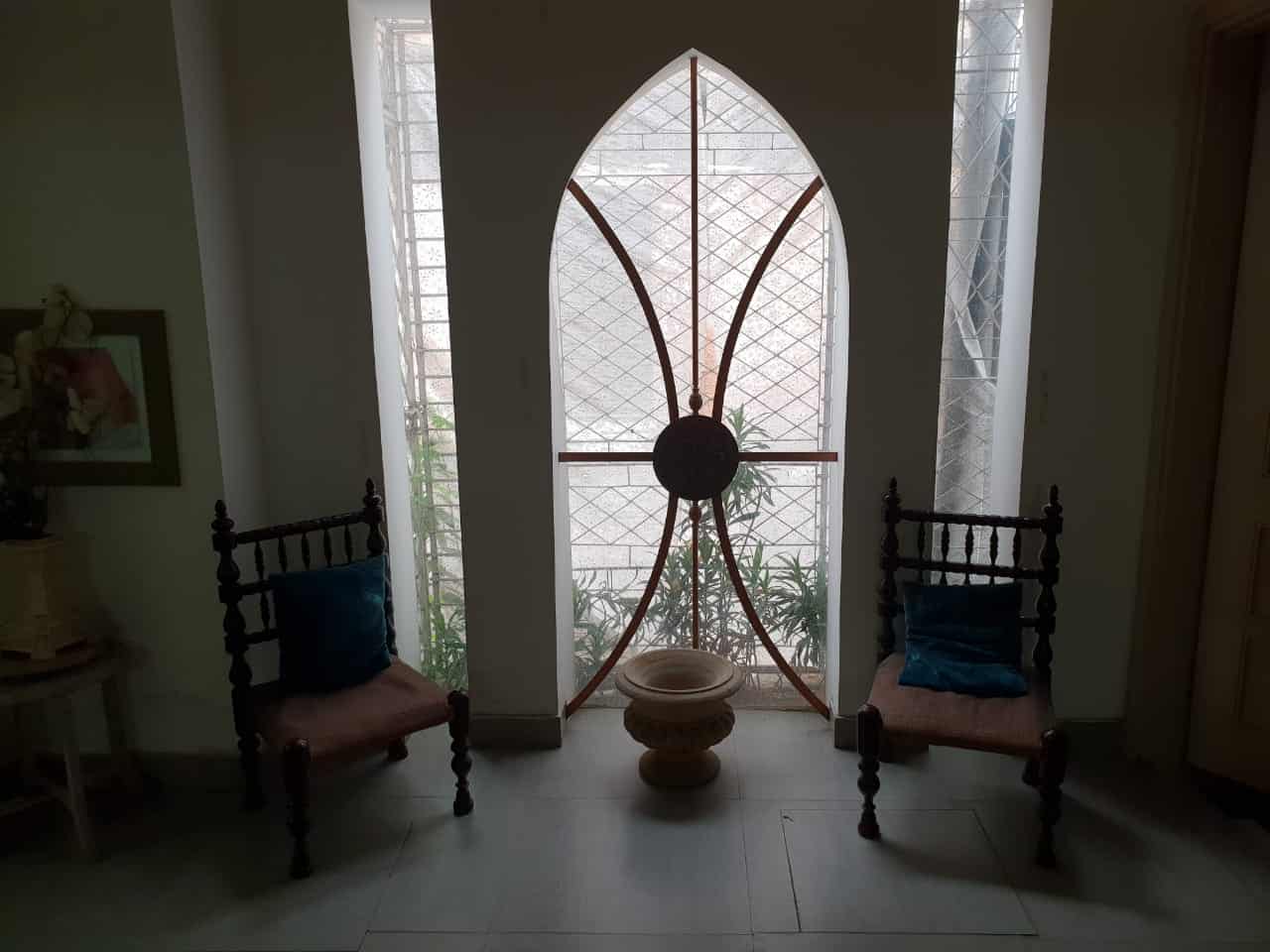 Seating Area of House Defence Colony 1001