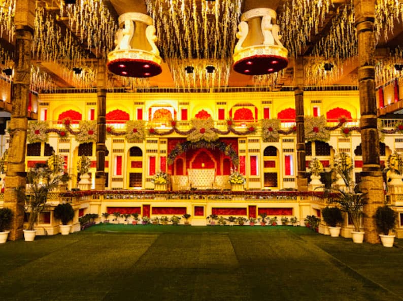 Golden Pandal