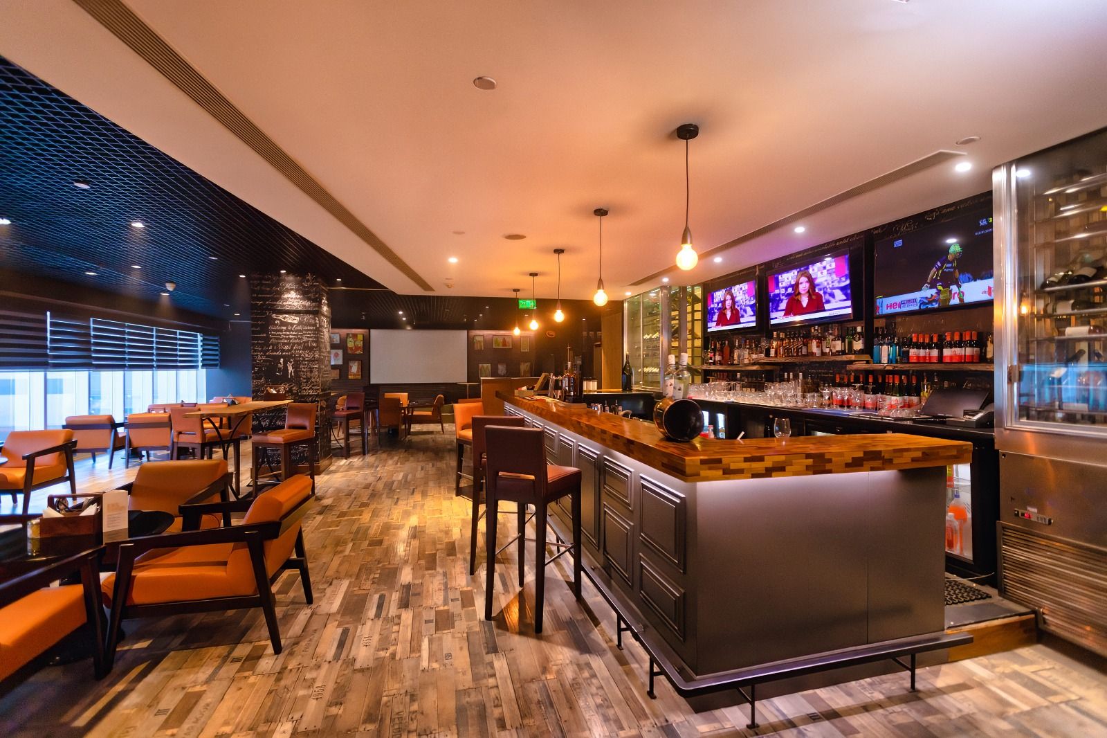 Toxic lounge and bar in Saket, Delhi, Banquet Hall & Cocktail Venues in  Saket