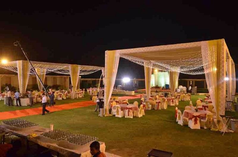 Theme Party at Lutyens Resort