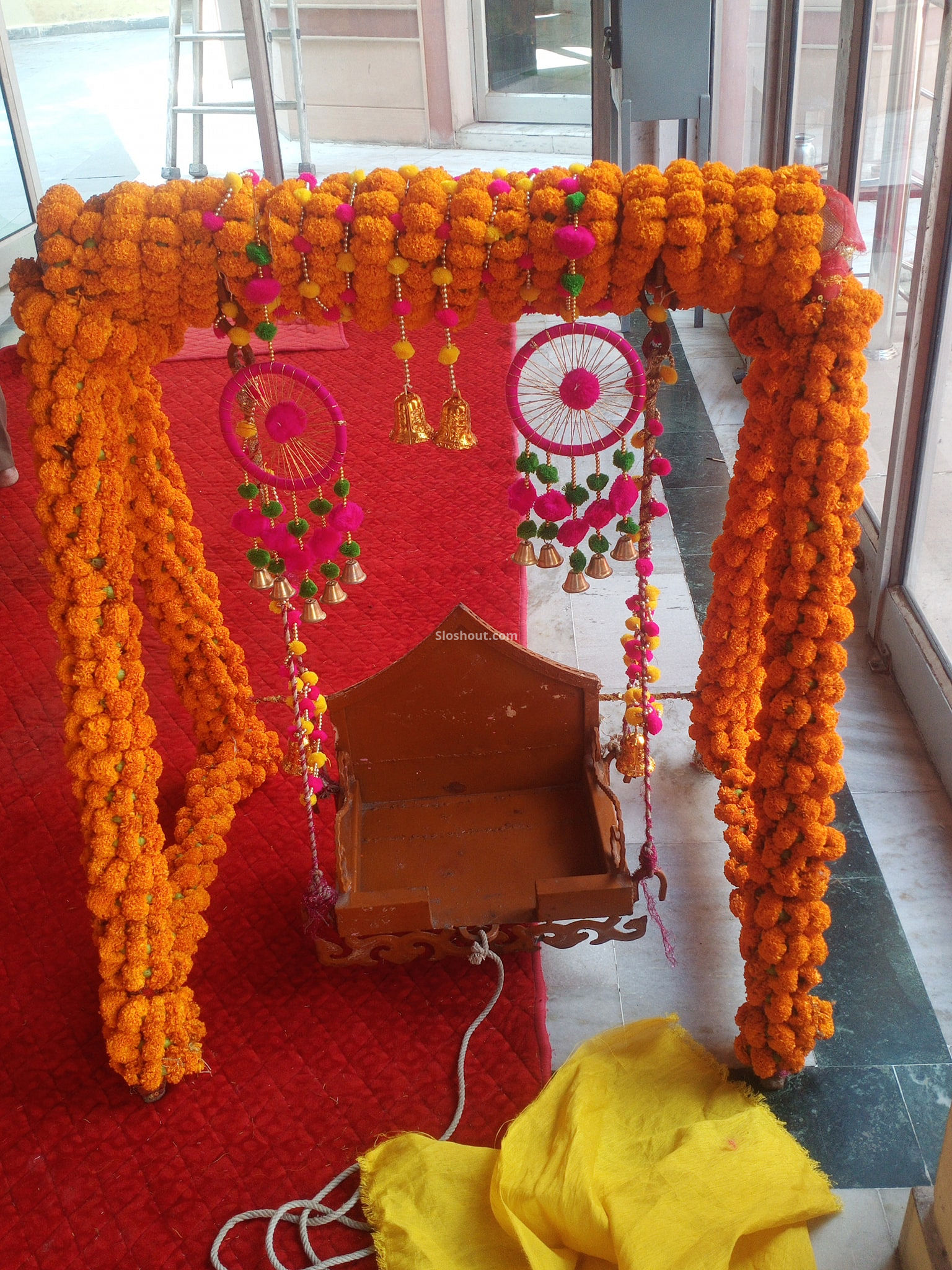 Decorators for marriage