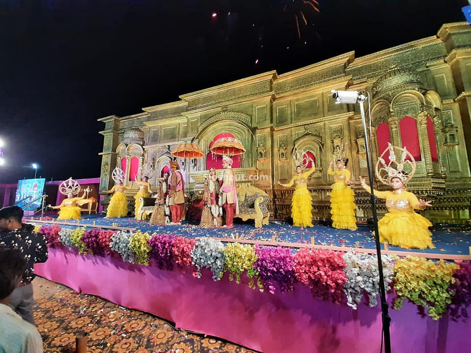 Decorators for wedding