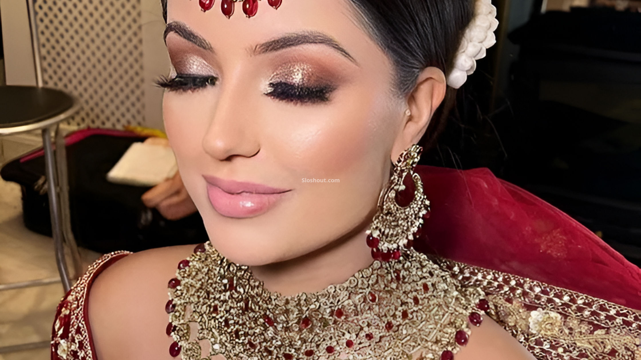 Makeup-Artists for party