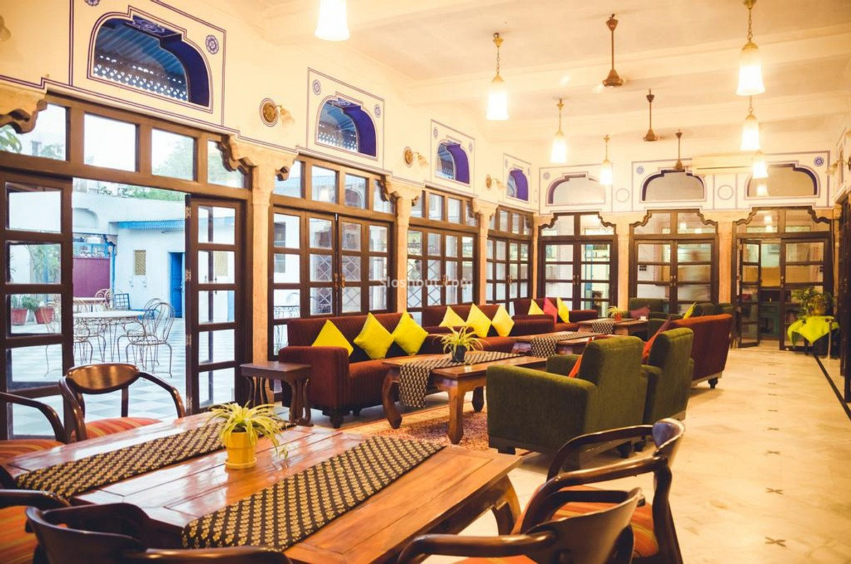 Hotel Diggi Palace a perfect corporate party place