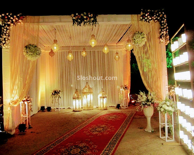 Interior Decor of Garden Vista Banquet & Lawn