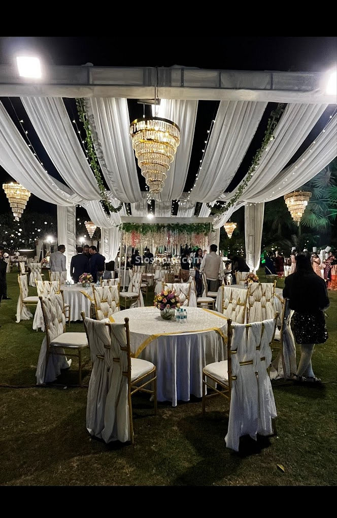Outdoor Sitting Arrangement at Chopra Decors