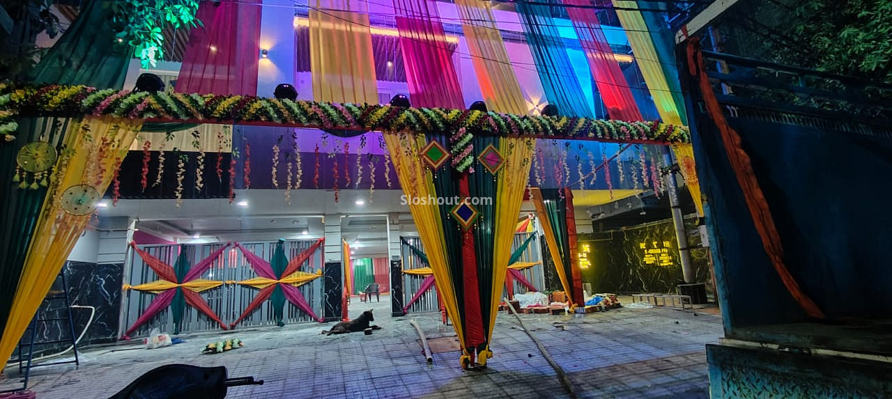 Parties Pictures of Laxmi Wedding Decorators