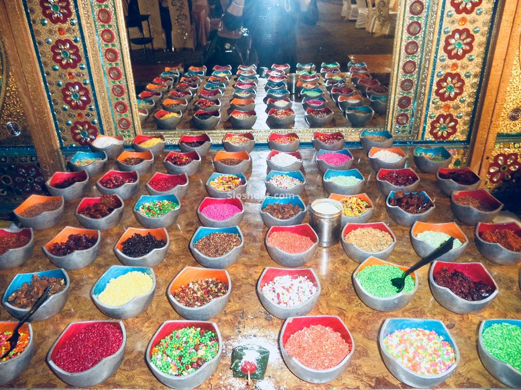 Sampoorn Caterers a perfect corporate party place
