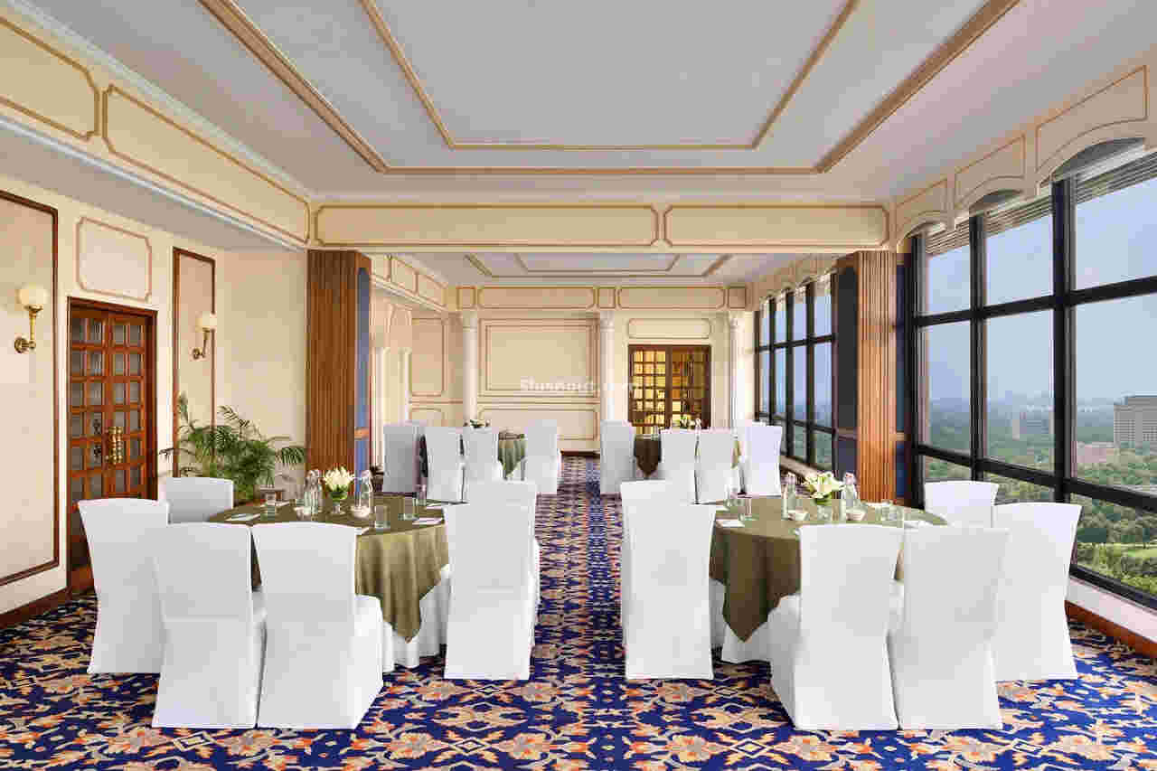 exclusive party packages of Le Meridien