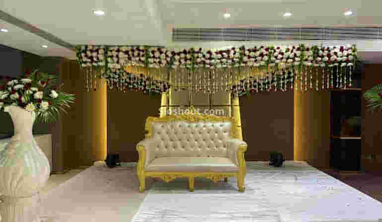 exclusive party packages of Raunak Banquets