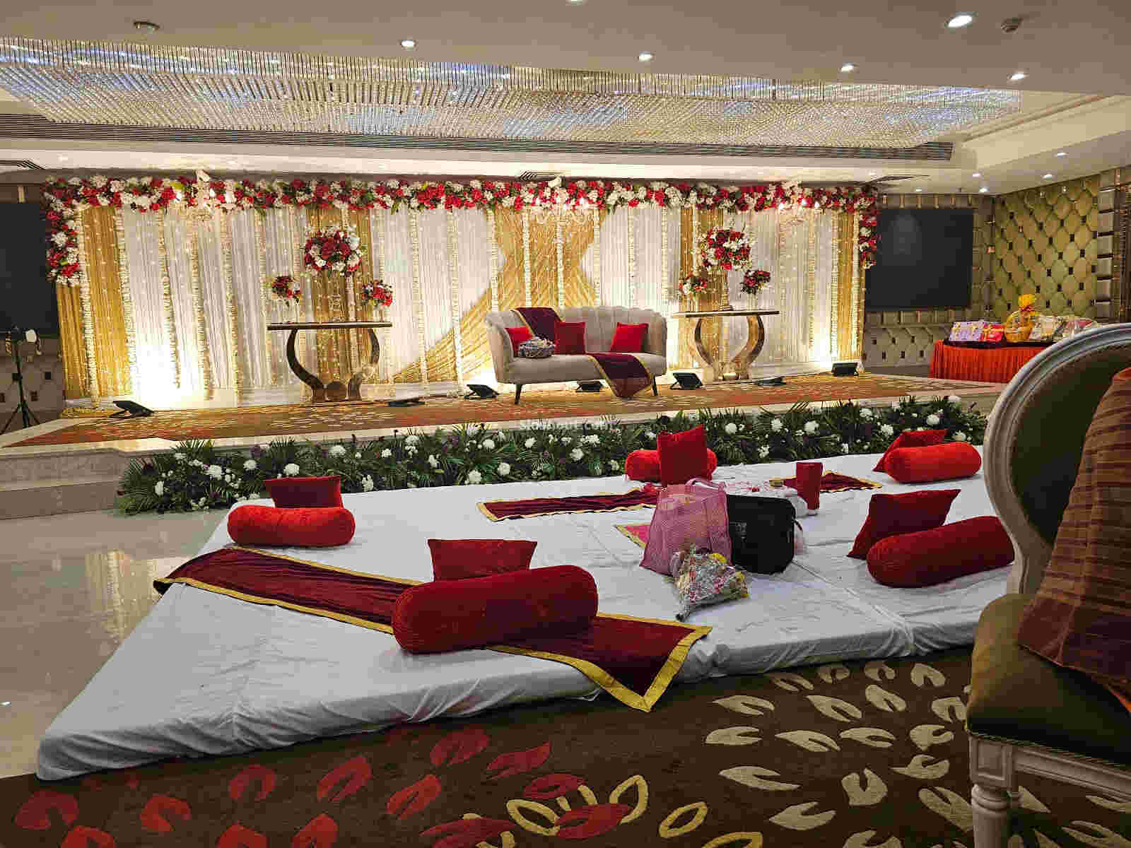 exclusive party packages of Royal Imperio