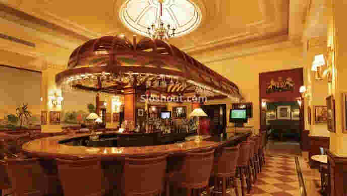 Interior of 1911 bar - the imperial Janpath