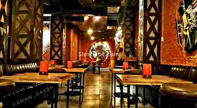 Interior of bar bar Hazratganj