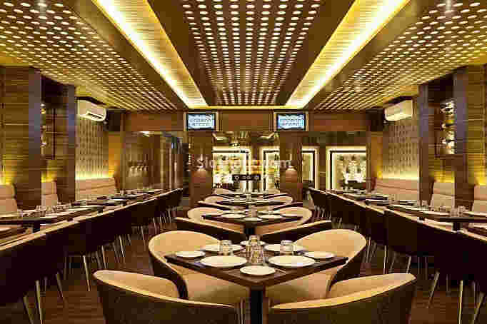 Interior of blend n brew Chembur