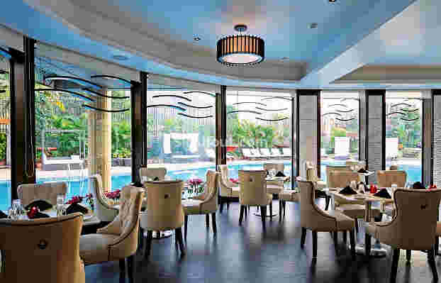 Interior of cafe 24 Lonavala