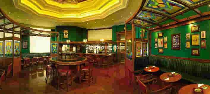 Interior of dublin the irish bar - itc grand central Parel