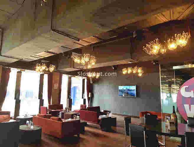 Interior of gadda da vida - novotel Juhu