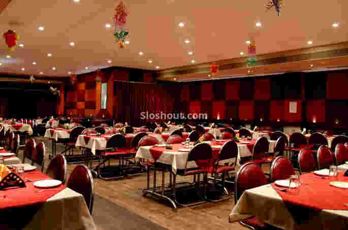 Interior of golden joy Tangra