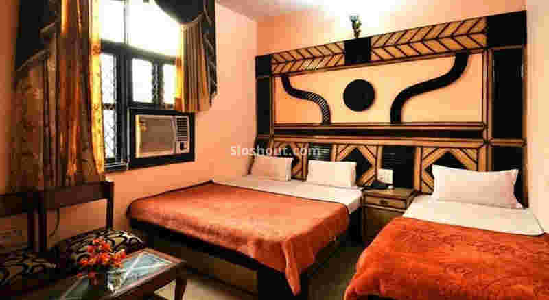 Interior of Hotel Western King Paschim Vihar