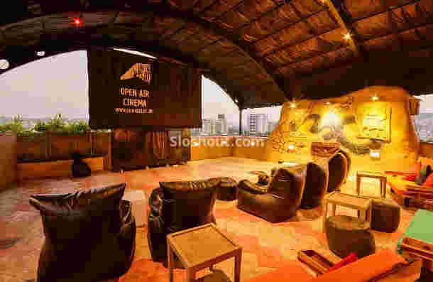Interior of lost the plot - seasons apartment hotel Aundh