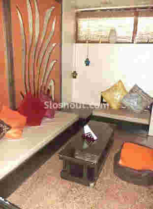 Interior of lounge mayaa MI Road