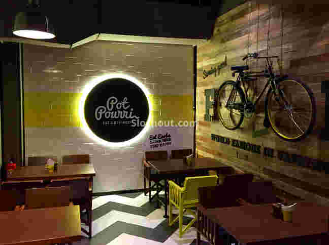 Interior of pot pourri Vashi