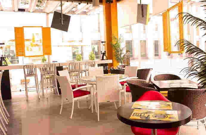 Interior of the beer cafe DLF Cyber City