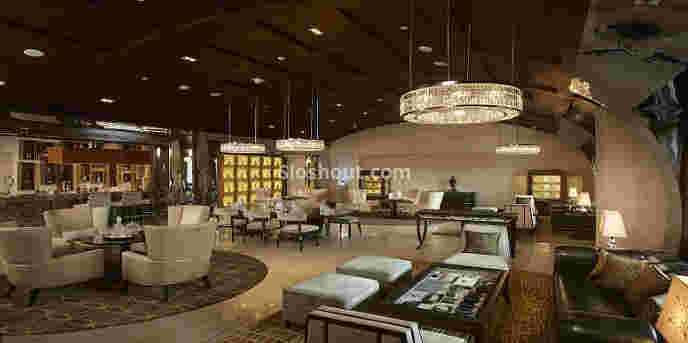 Interior of the cheroot malt   cigar lounge Guindy