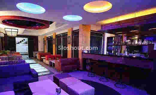 Interior of the deck Khatipura Road
